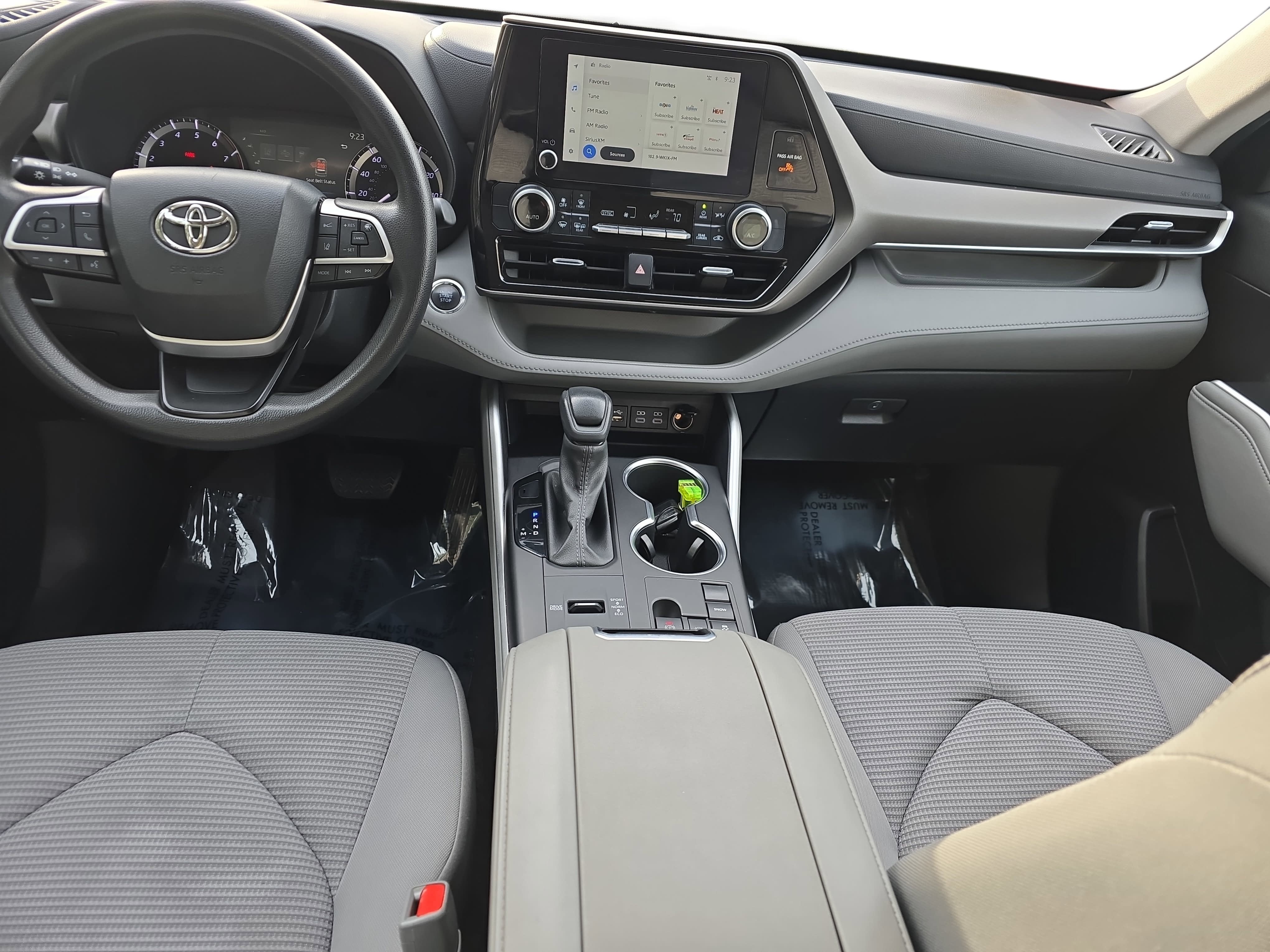 2023 Toyota Highlander L