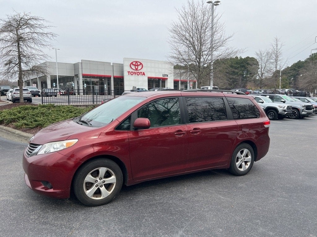 2013 Toyota Sienna LE
