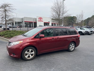 2013 Toyota Sienna LE