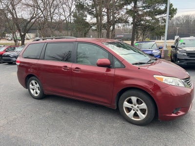 2013 Toyota Sienna LE