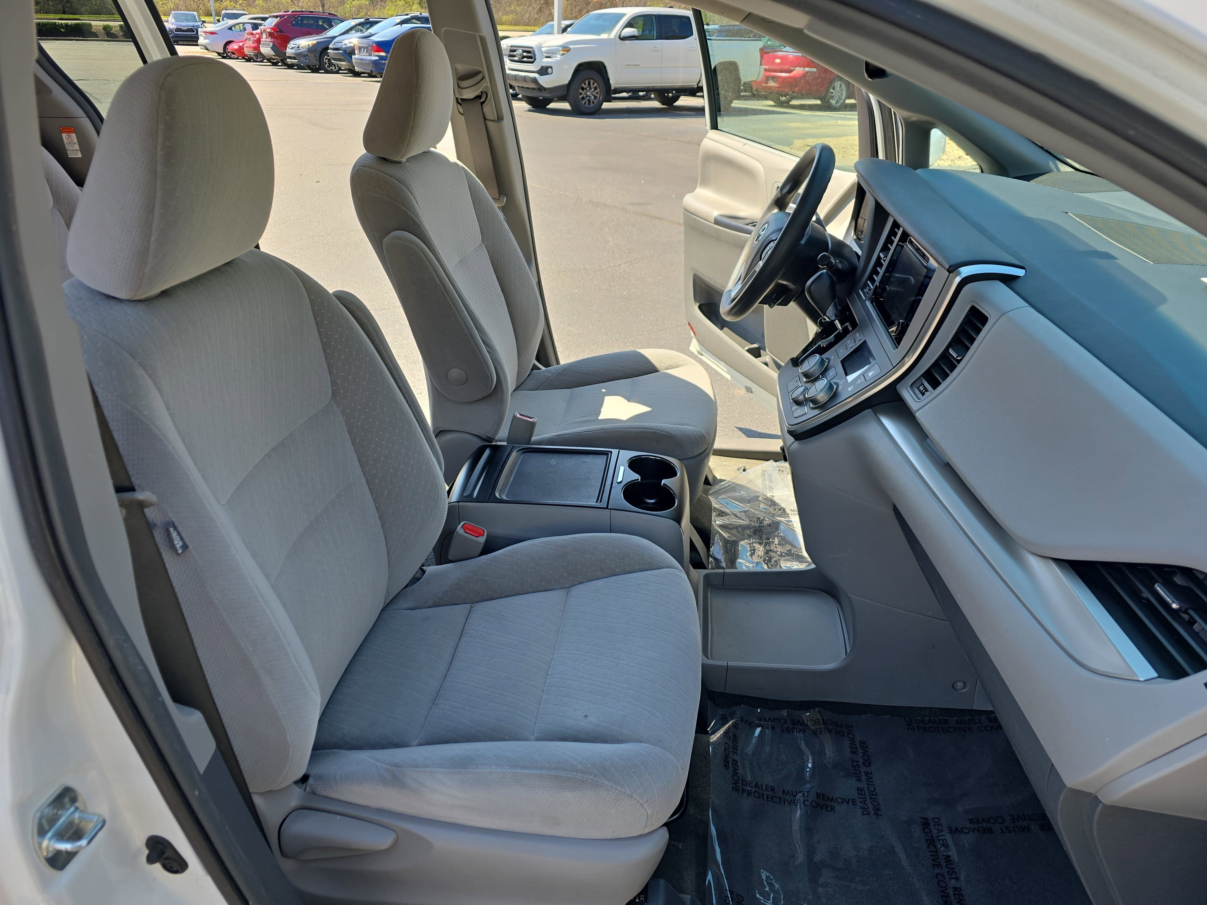 2017 Toyota Sienna L