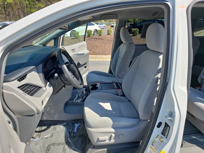 2017 Toyota Sienna L