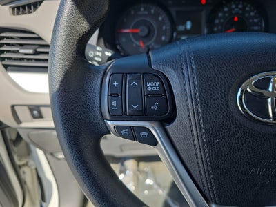 2017 Toyota Sienna L