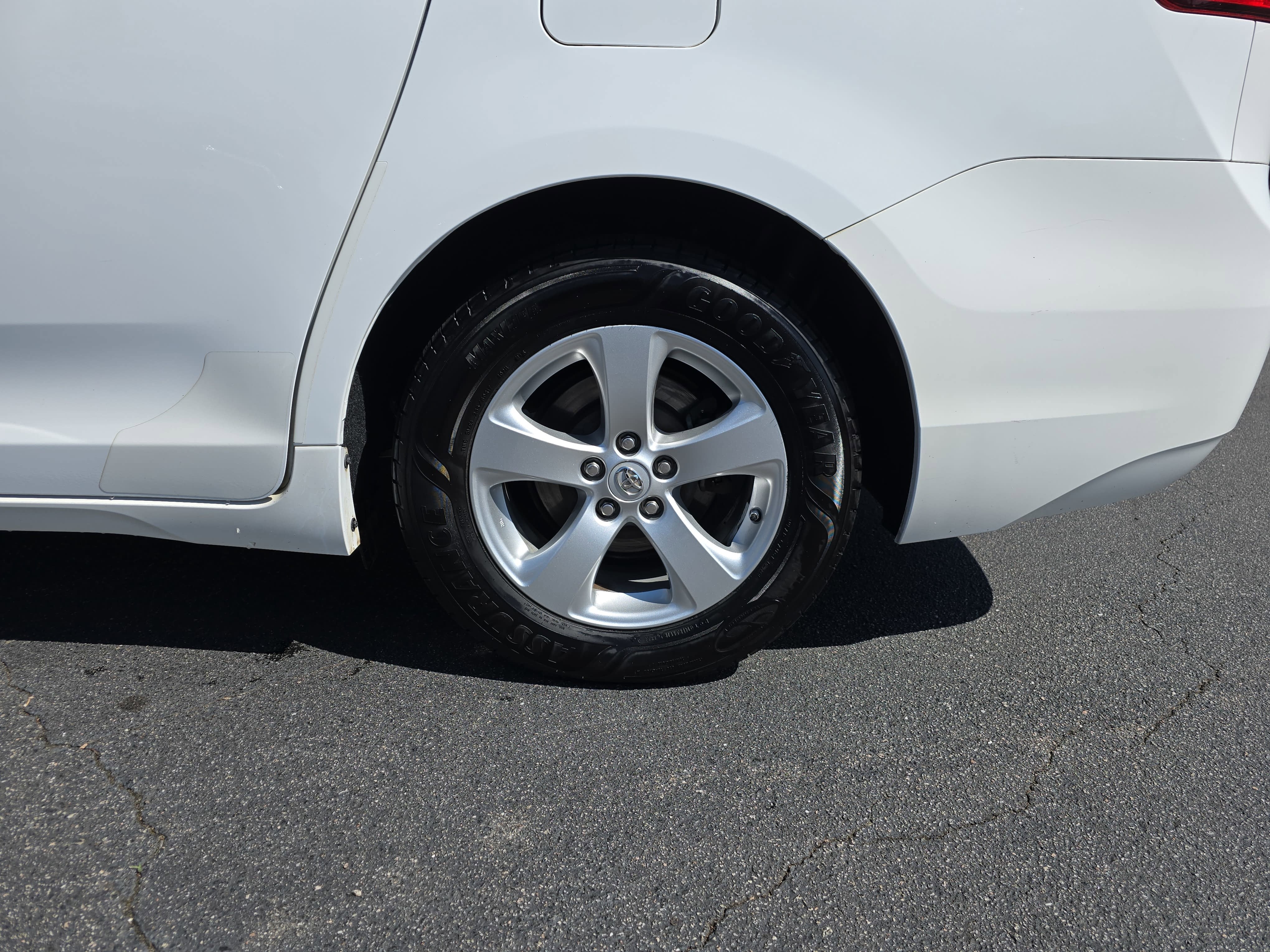 2017 Toyota Sienna L