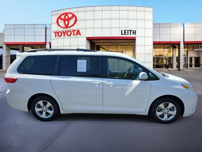 2017 Toyota Sienna L