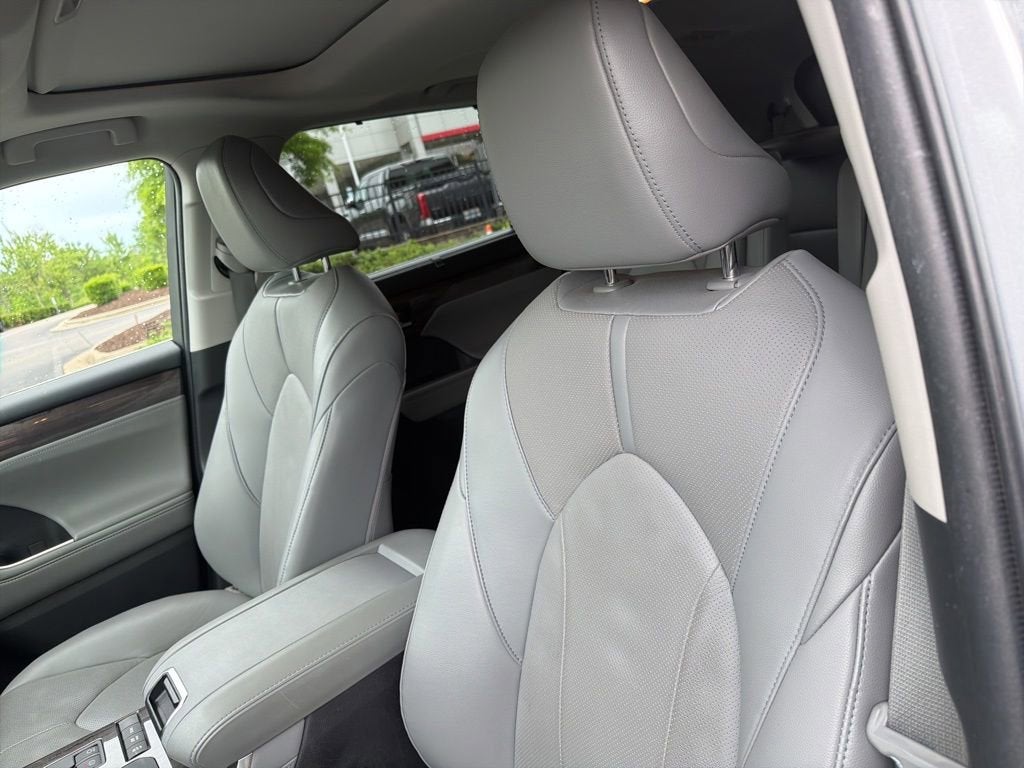 2022 Toyota Highlander Hybrid Hybrid Limited