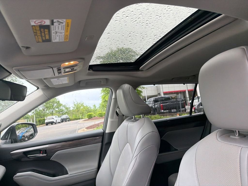 2022 Toyota Highlander Hybrid Hybrid Limited