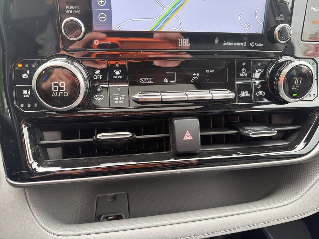 2022 Toyota Highlander Hybrid Hybrid Limited