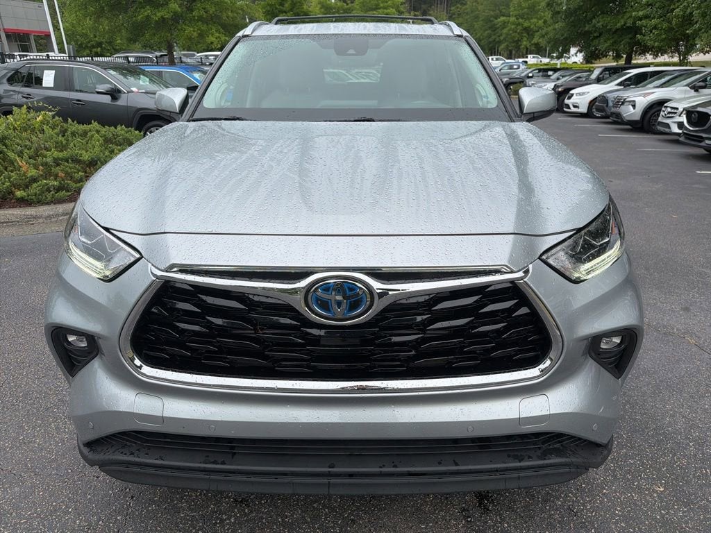 2022 Toyota Highlander Hybrid Hybrid Limited