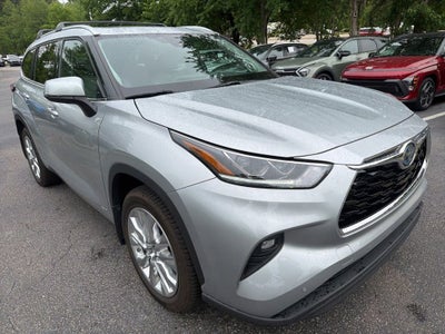 2022 Toyota Highlander Hybrid Hybrid Limited