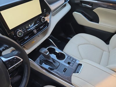 2023 Toyota Highlander Hybrid Hybrid Limited