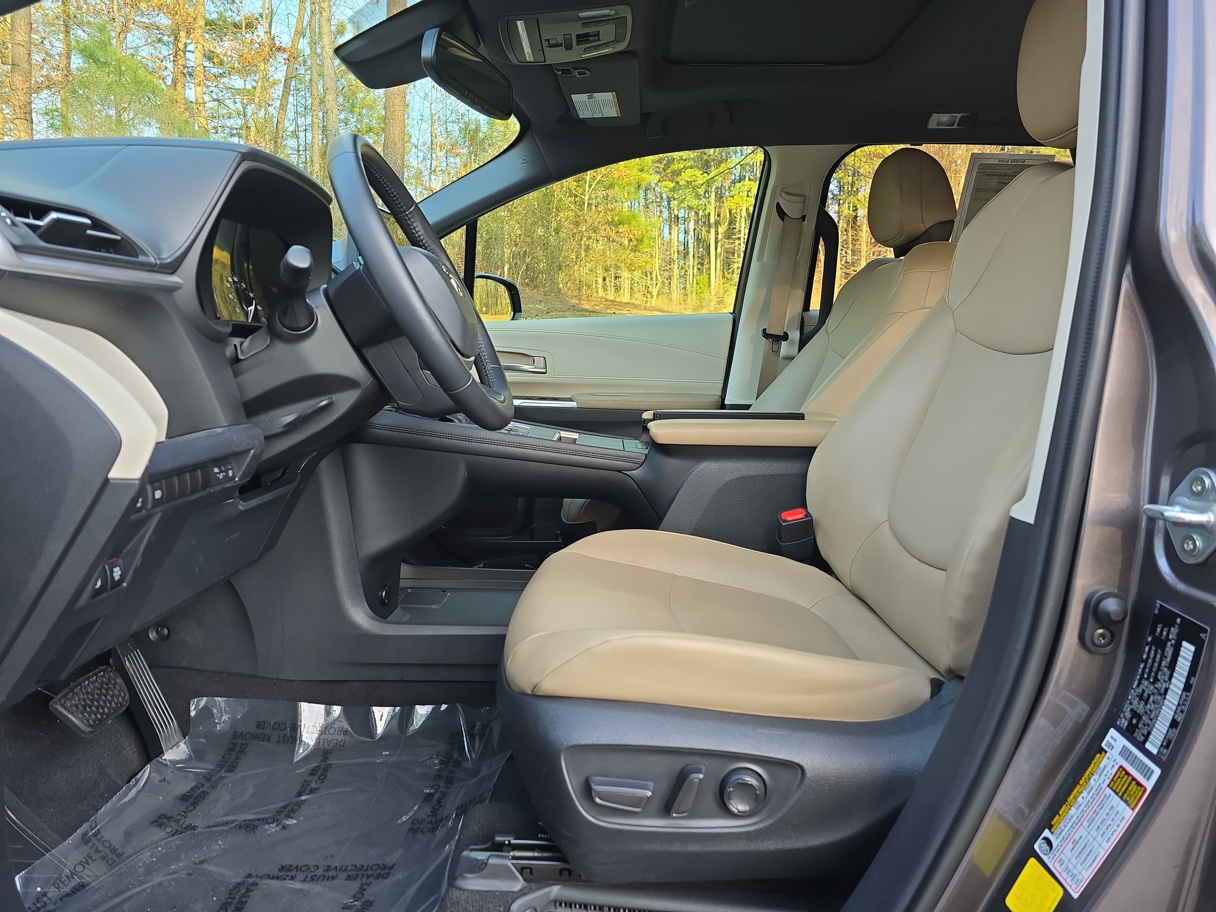 2021 Toyota Sienna XLE