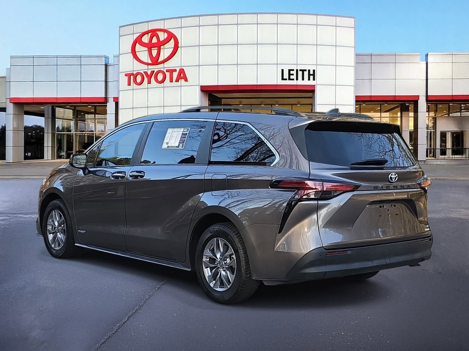 2021 Toyota Sienna XLE