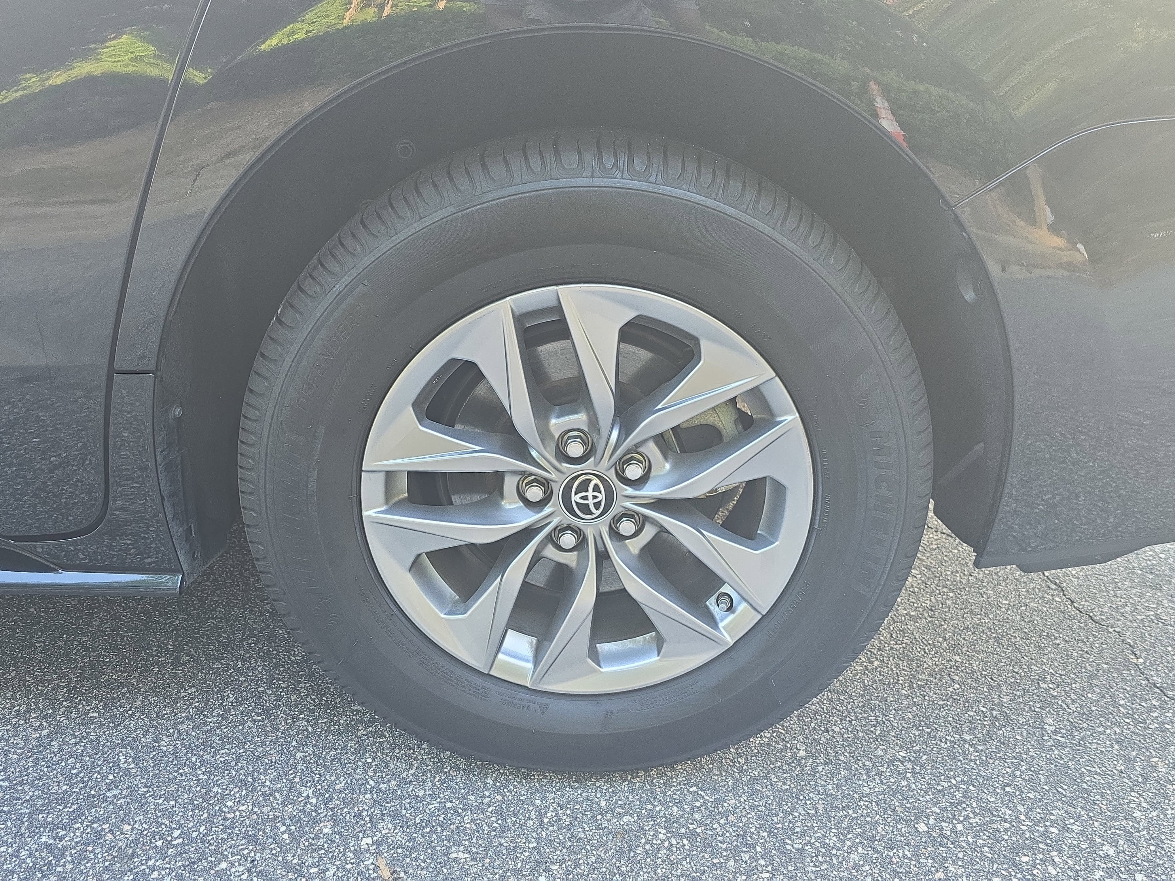 2023 Toyota Sienna XLE