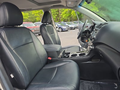 2013 Toyota Highlander SE