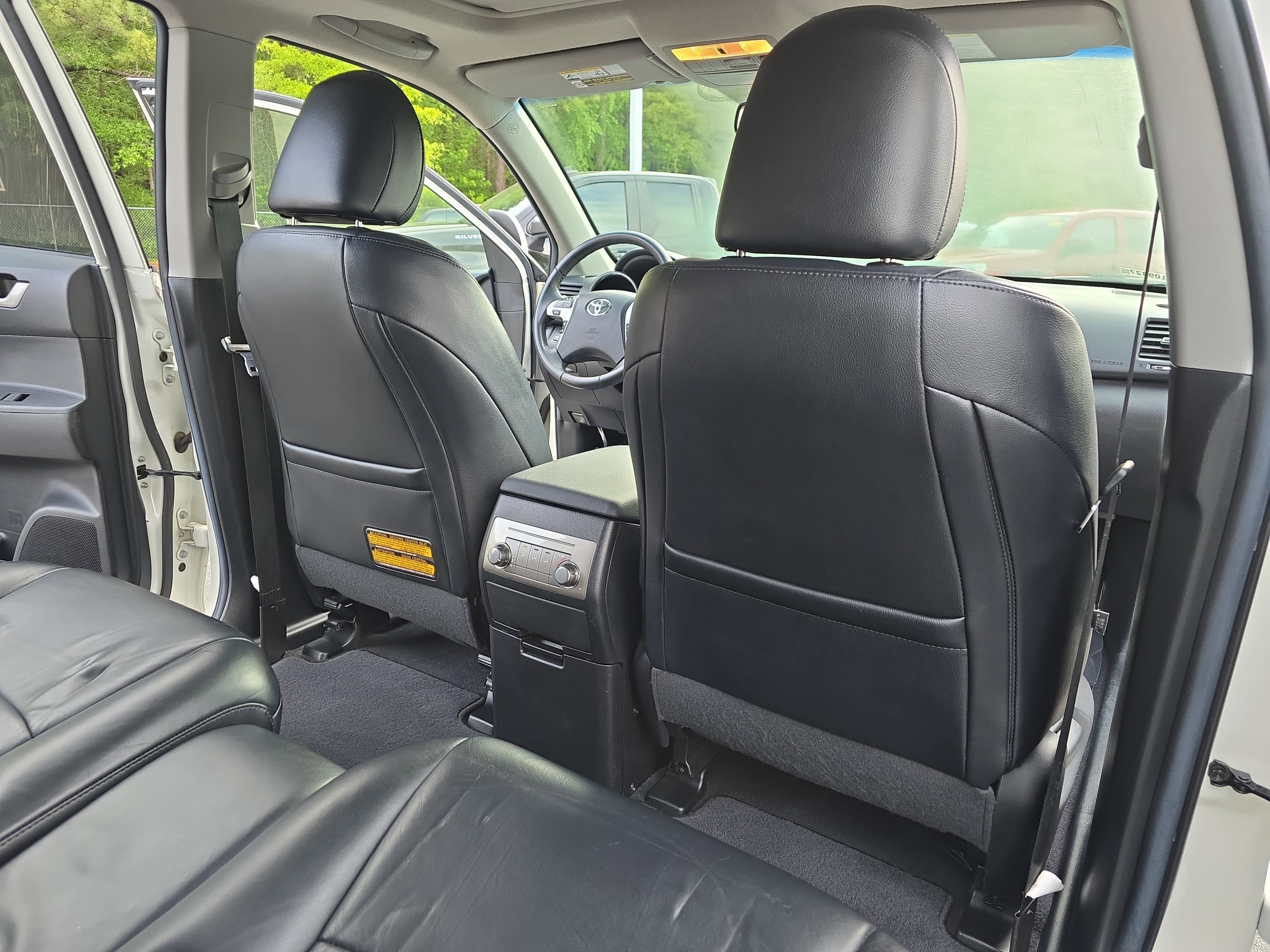2013 Toyota Highlander SE