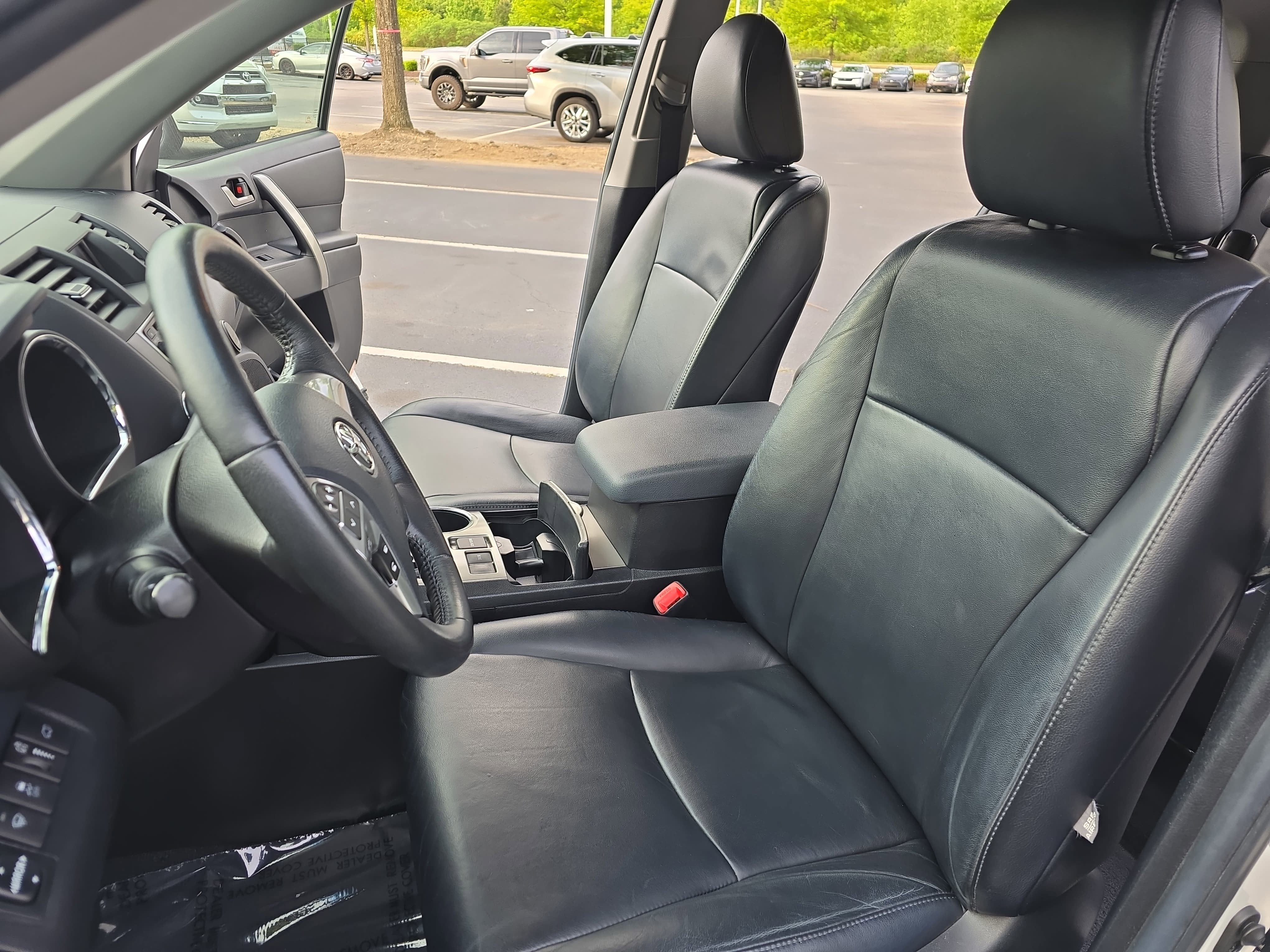 2013 Toyota Highlander SE