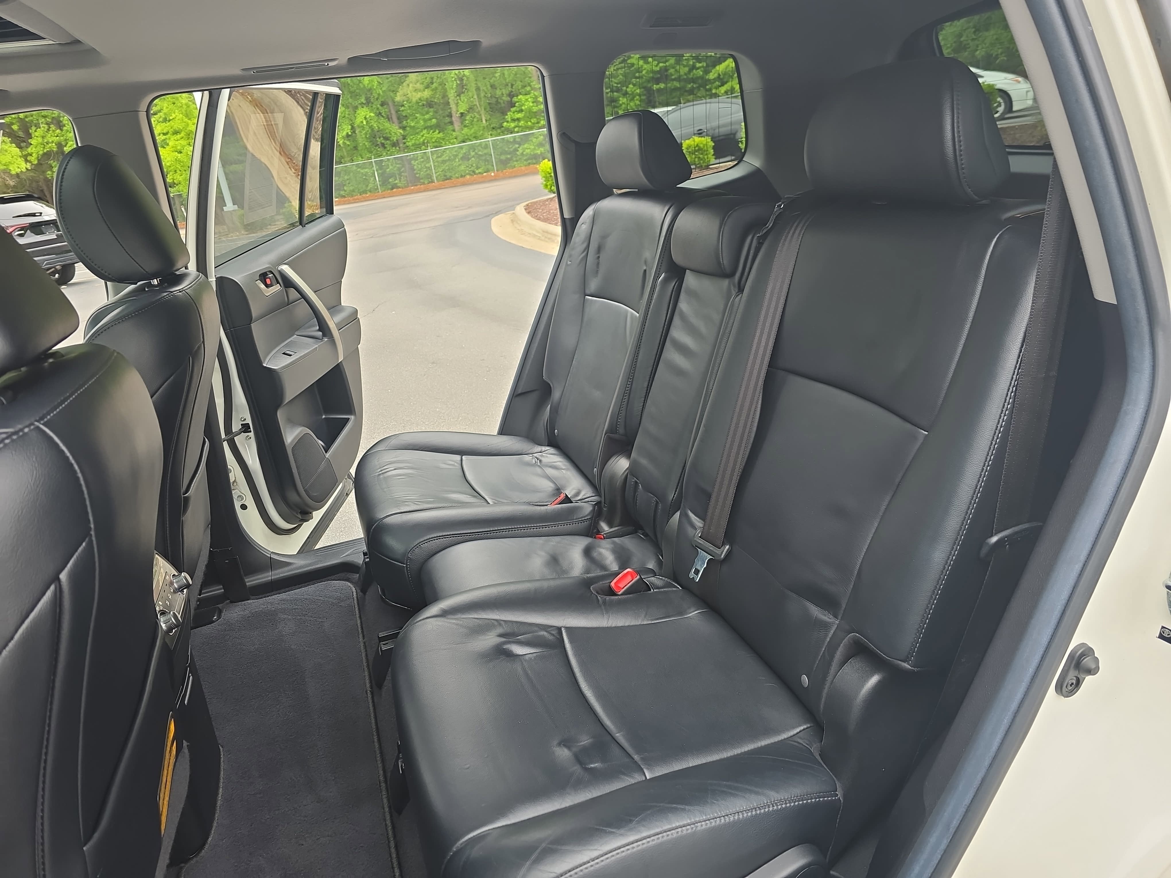 2013 Toyota Highlander SE