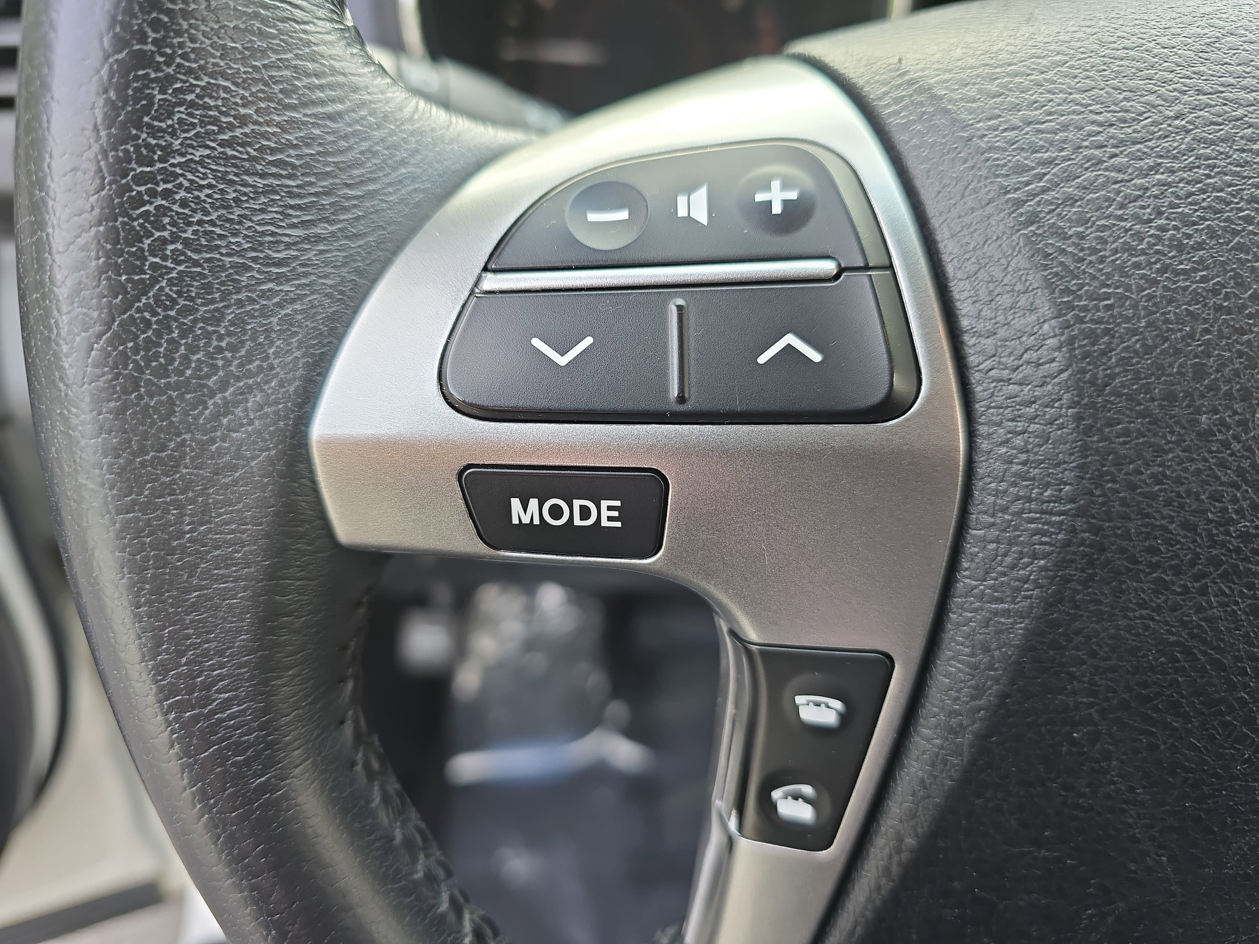 2013 Toyota Highlander SE