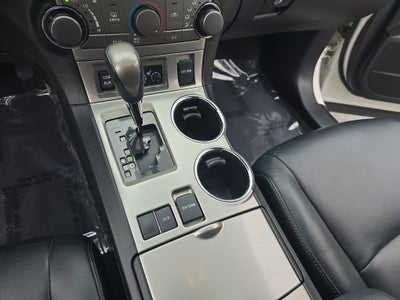 2013 Toyota Highlander SE
