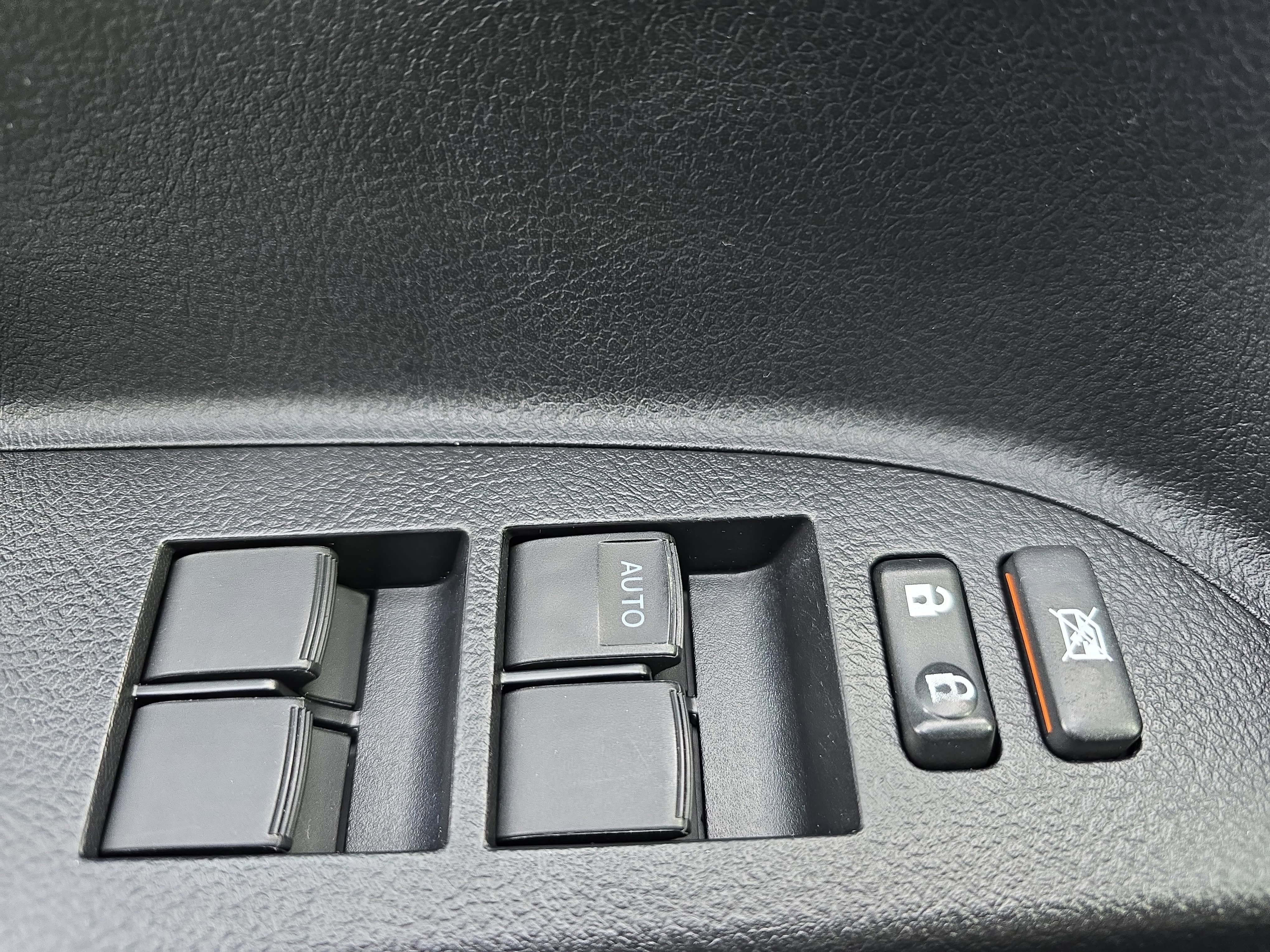 2013 Toyota Highlander SE