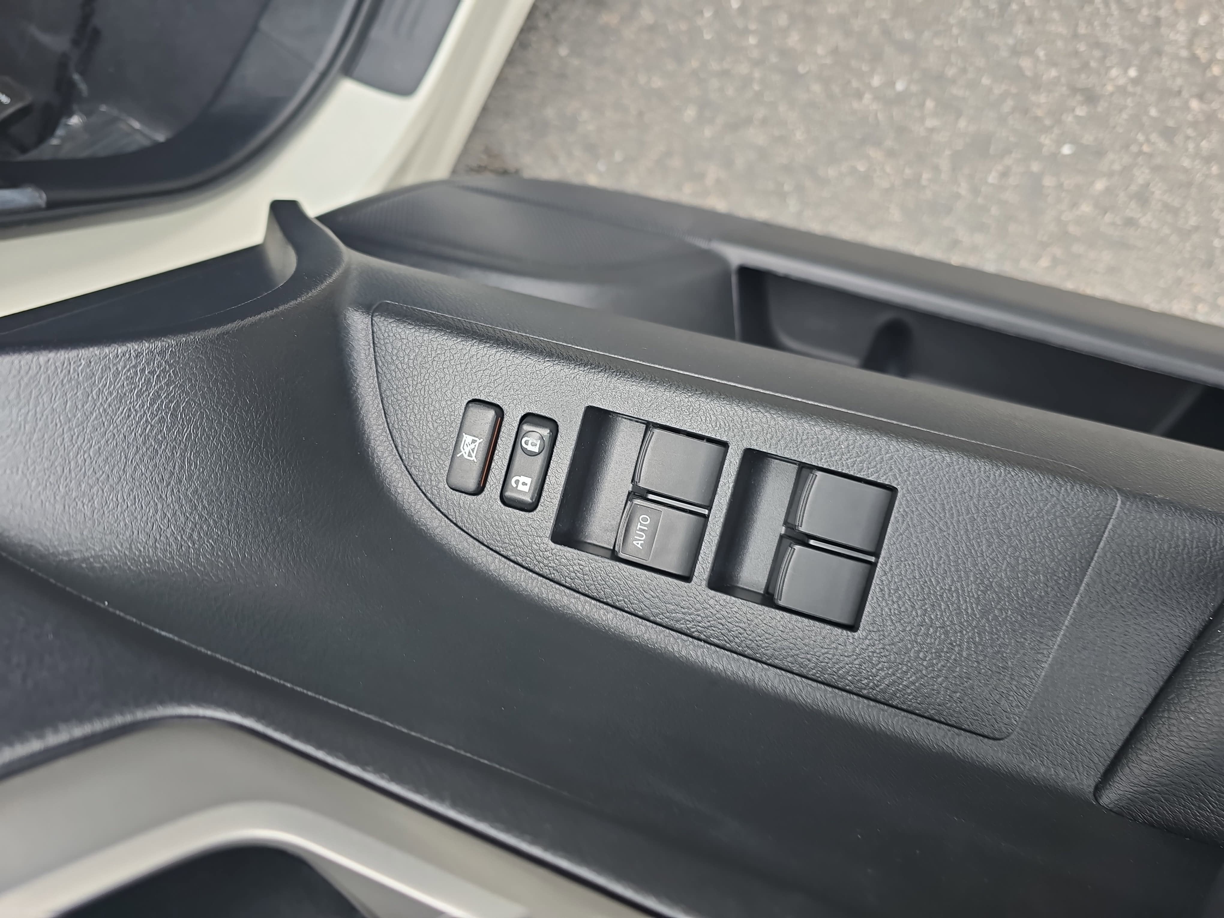 2013 Toyota Highlander SE