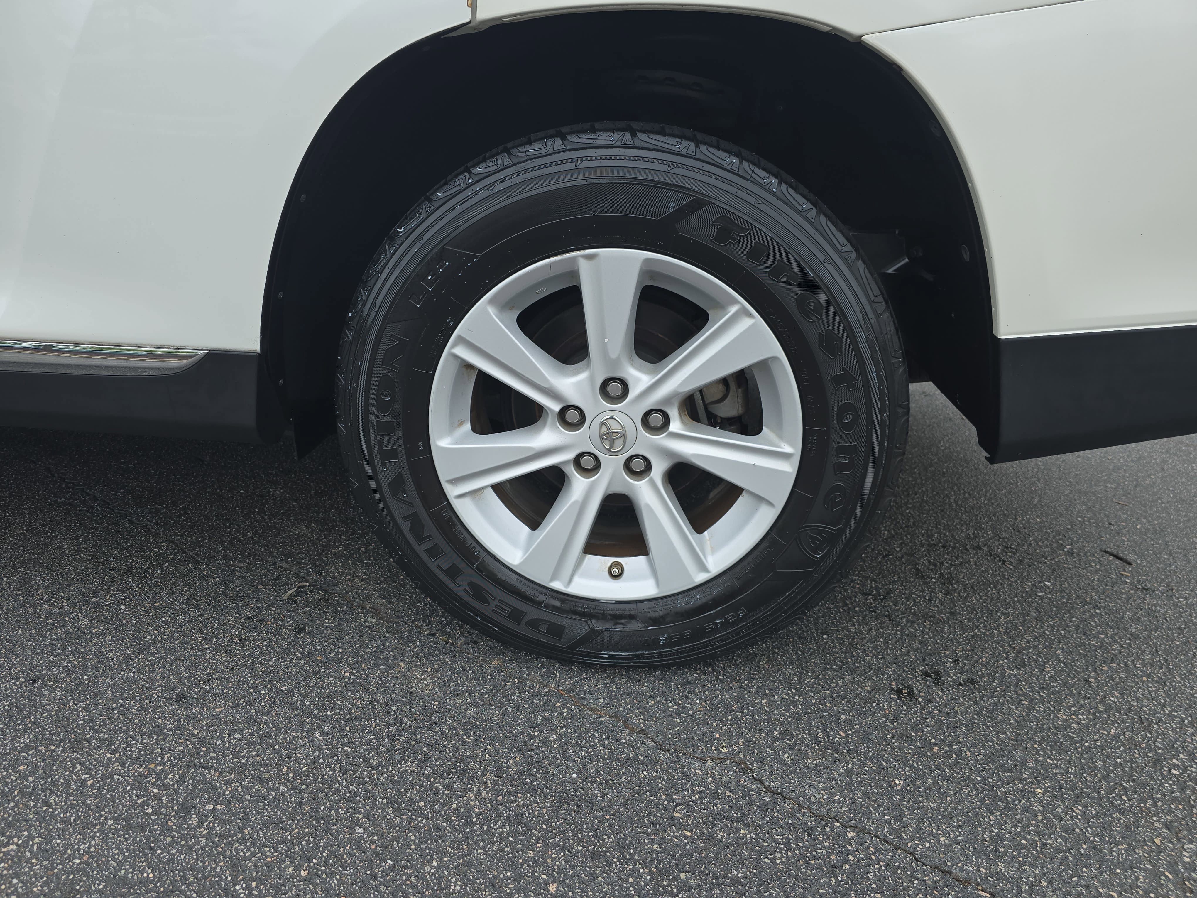 2013 Toyota Highlander SE