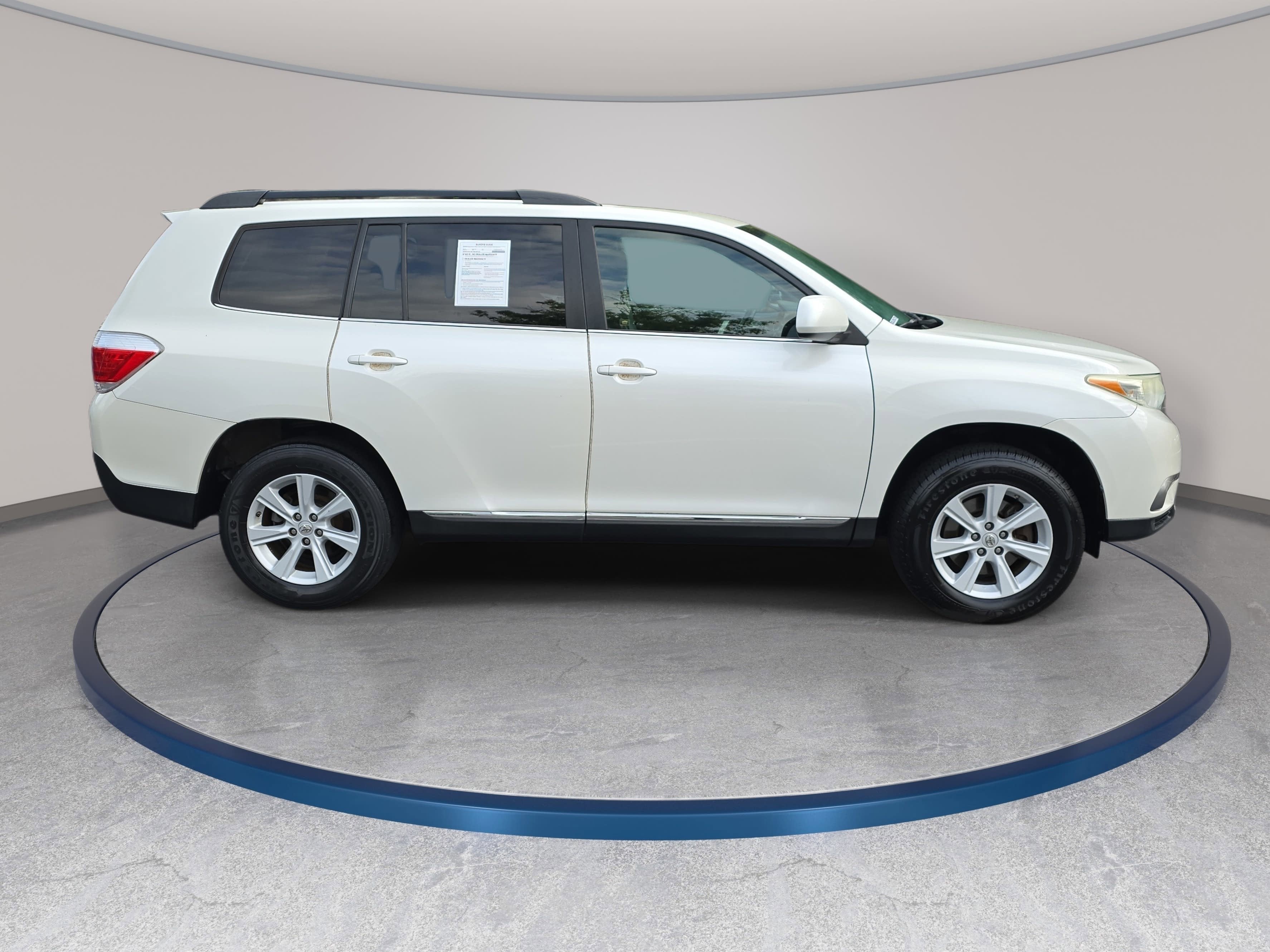2013 Toyota Highlander SE
