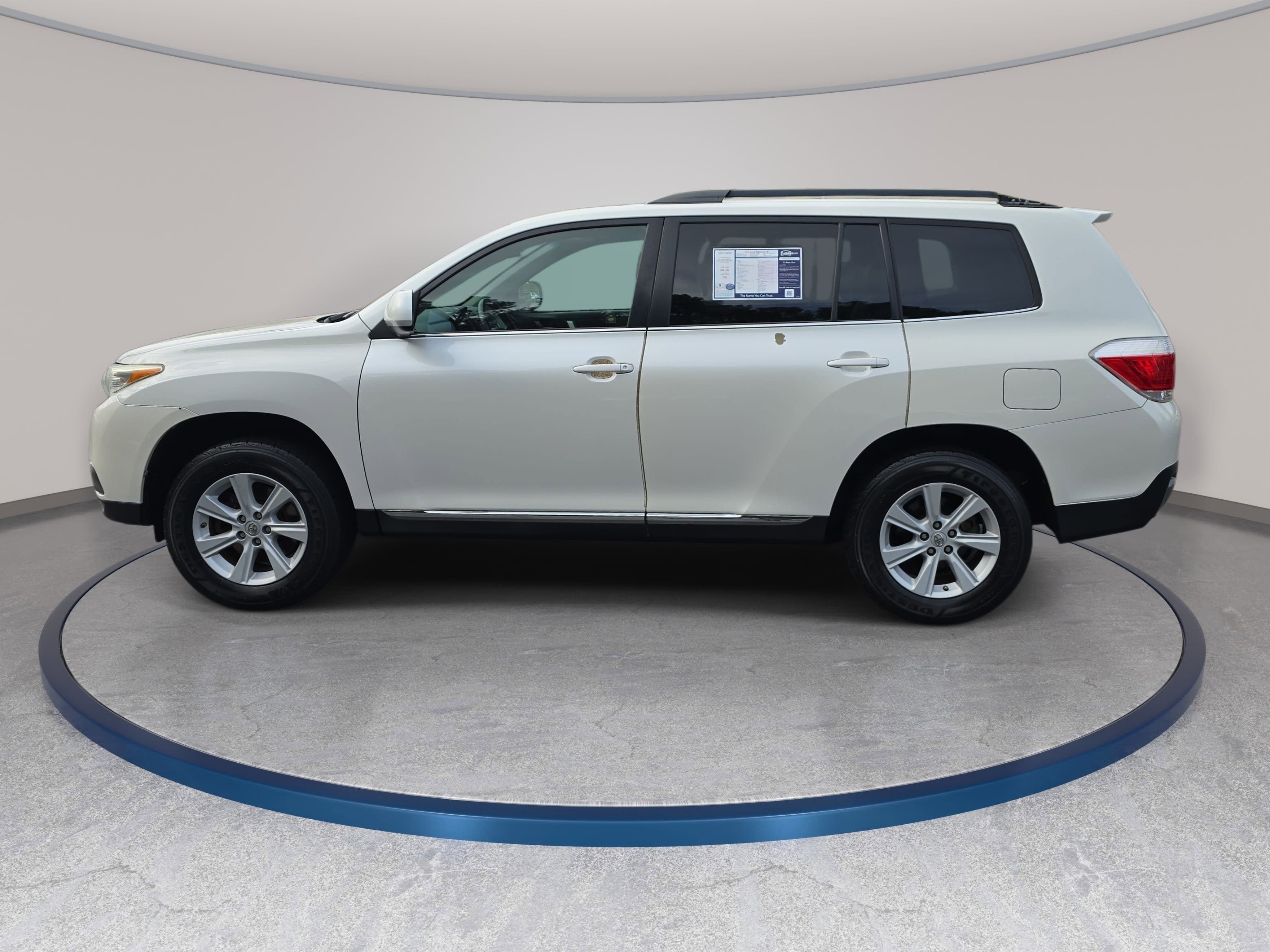 2013 Toyota Highlander SE