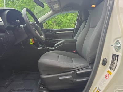 2016 Toyota Highlander LE Plus