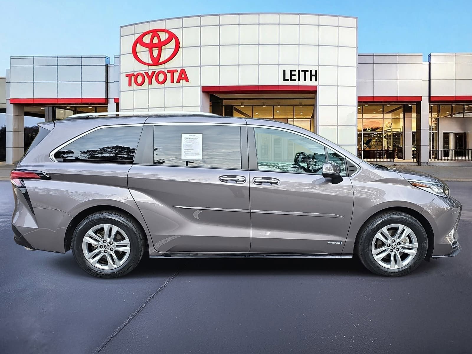 2021 Toyota Sienna Limited