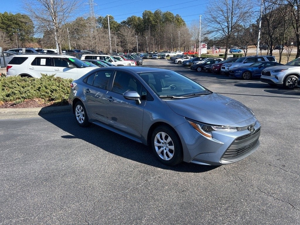 2025 Toyota Corolla LE