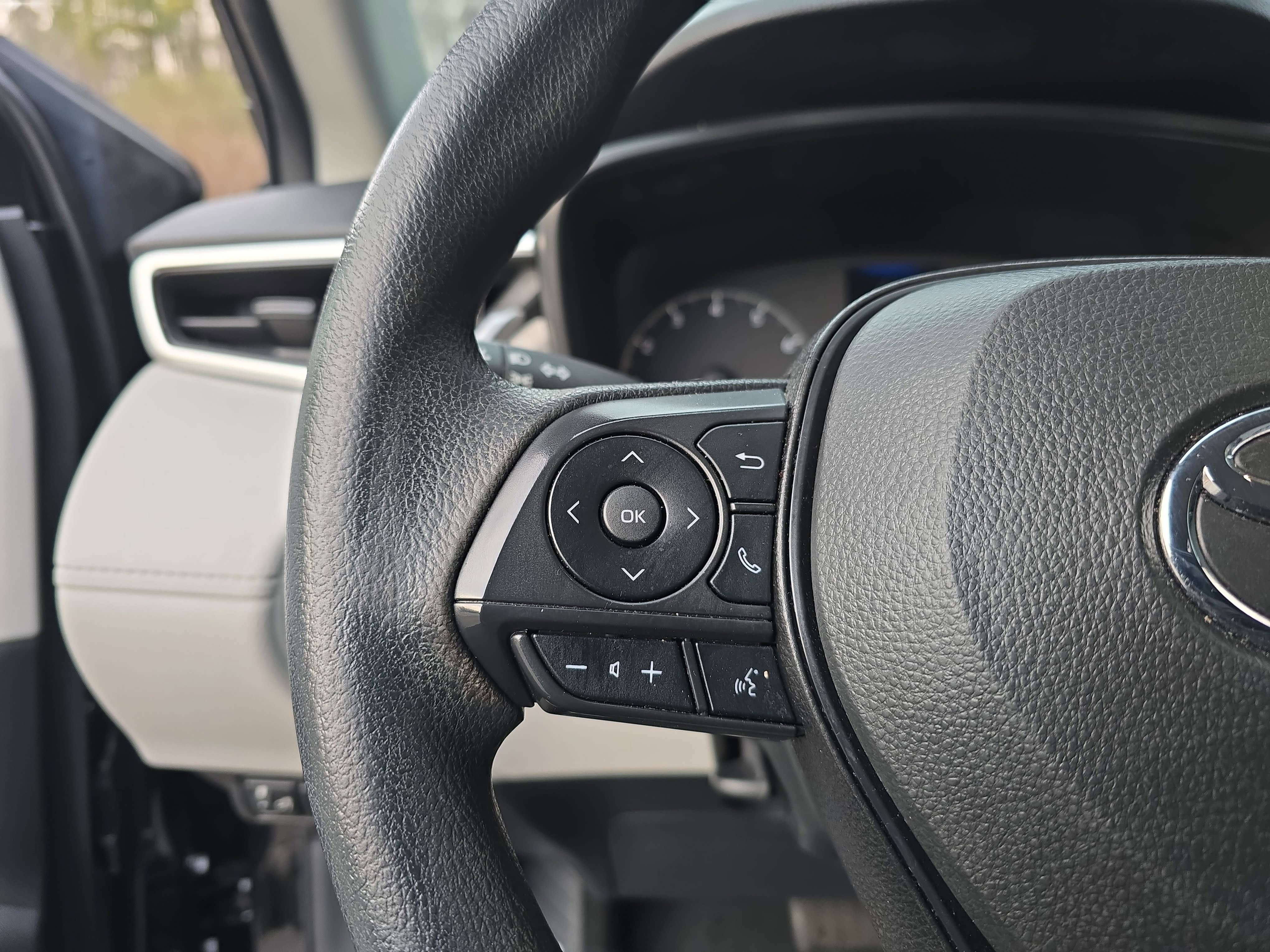 2023 Toyota Corolla Cross L