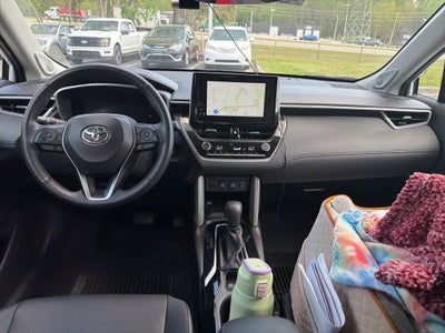 2024 Toyota Corolla Cross XLE