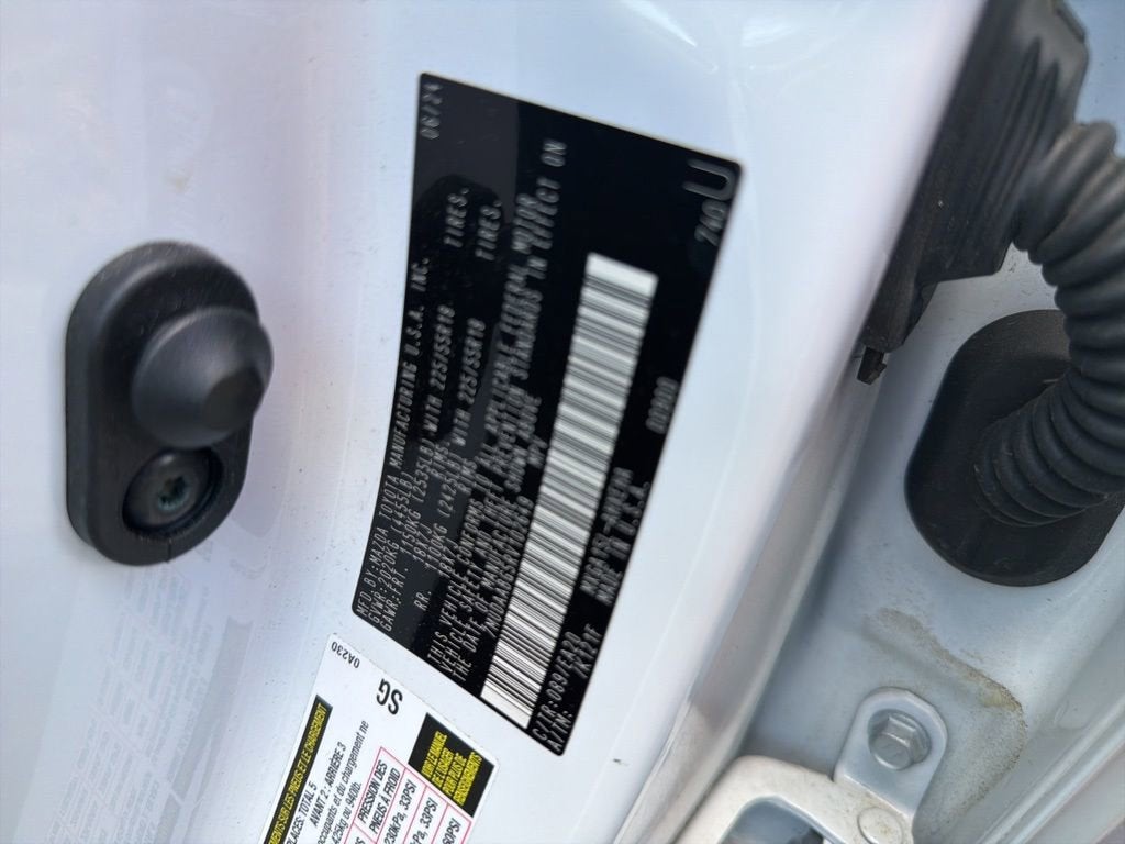 2024 Toyota Corolla Cross XLE