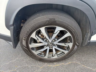 2024 Toyota Corolla Cross XLE