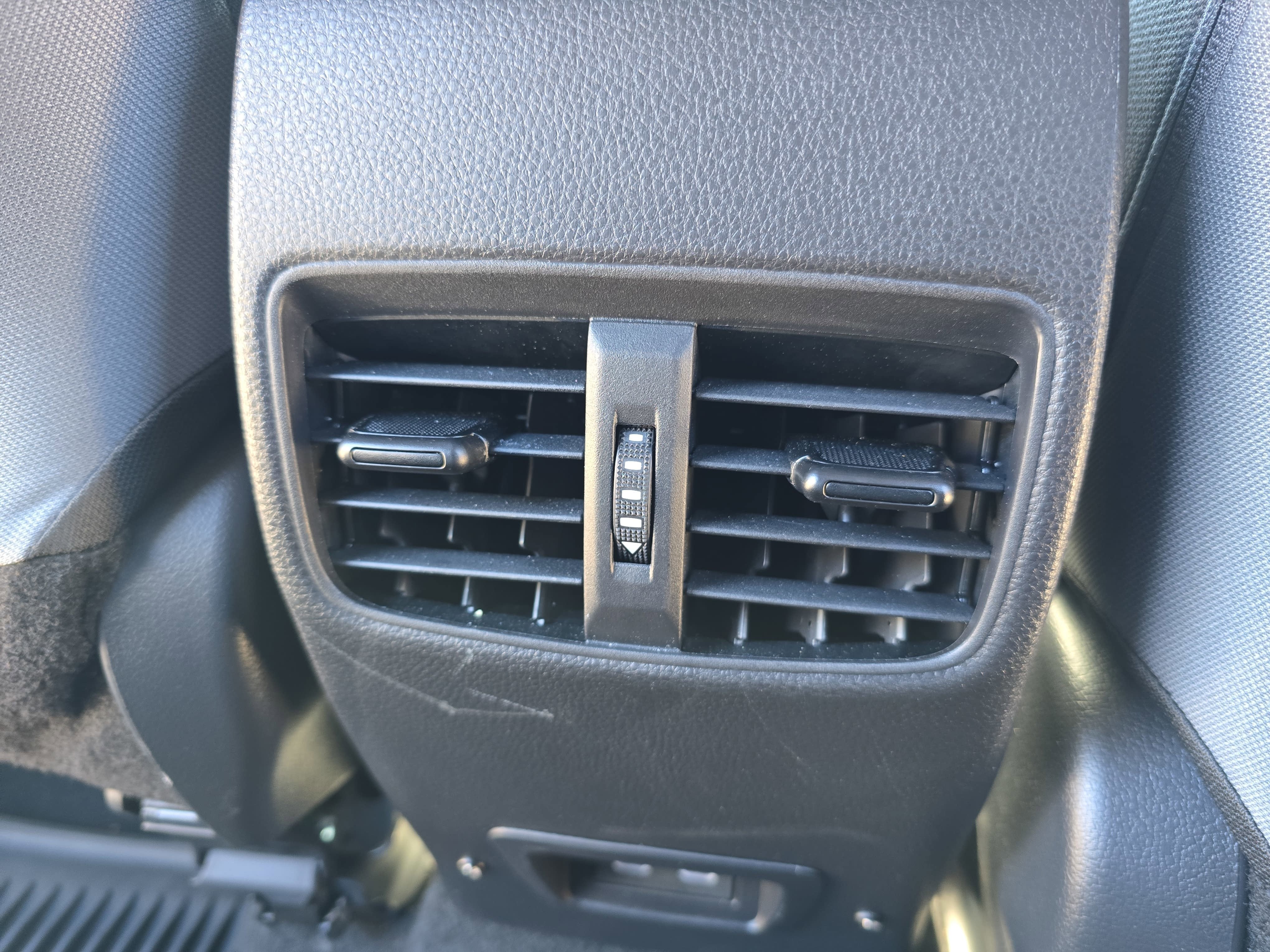 2025 Toyota Corolla Cross Hybrid SE