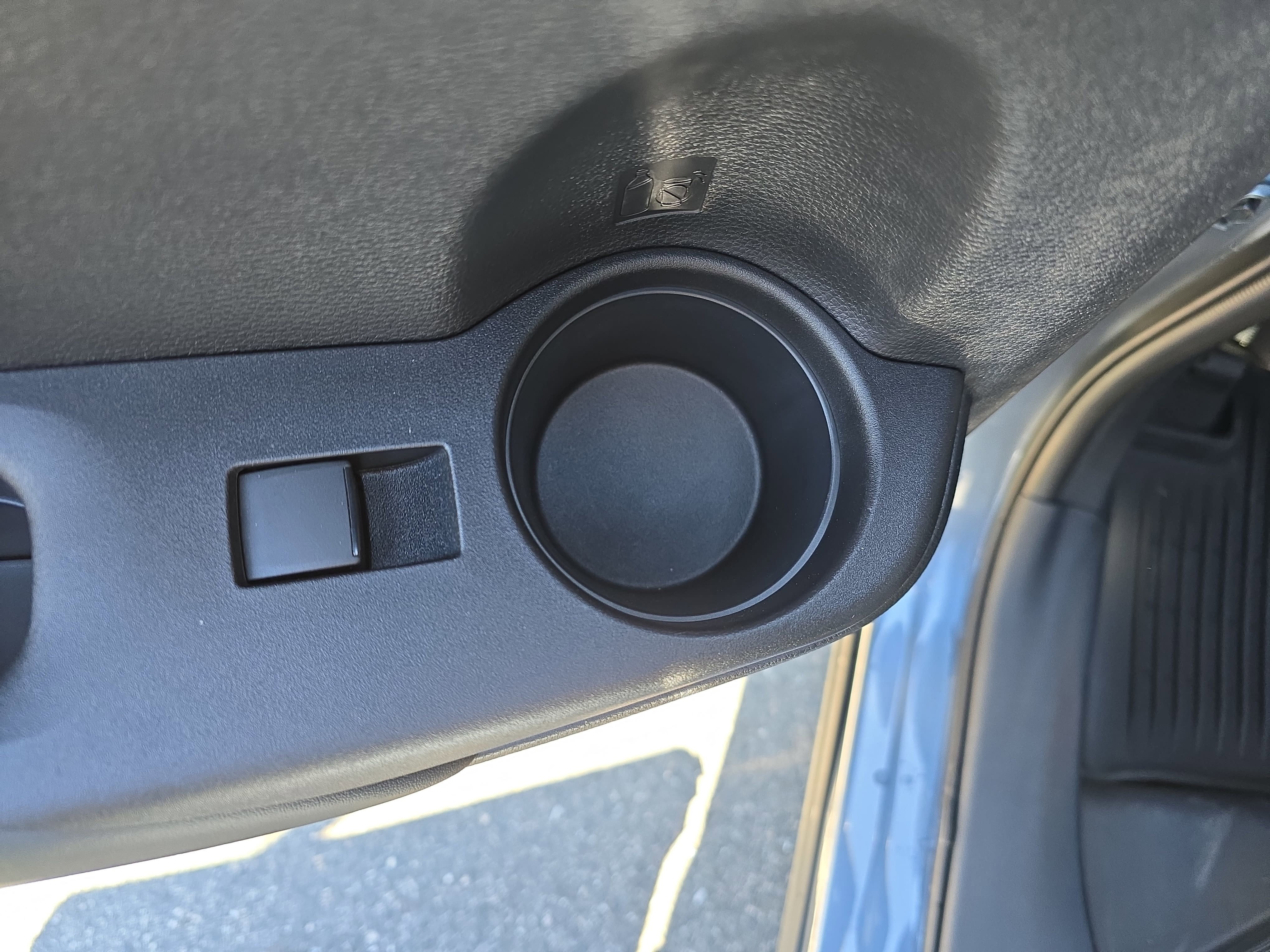 2025 Toyota Corolla Cross Hybrid SE