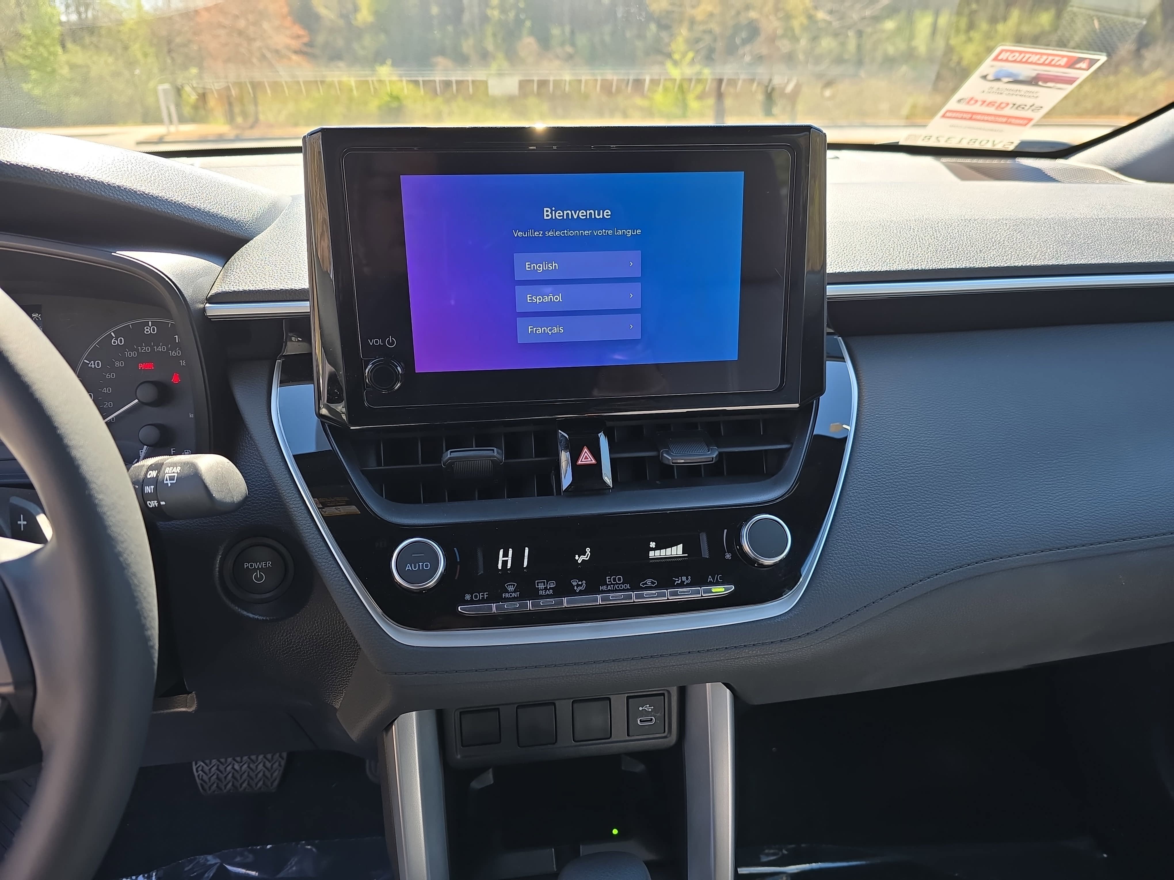 2025 Toyota Corolla Cross Hybrid SE