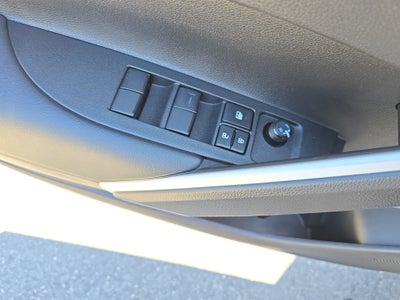 2025 Toyota Corolla Cross Hybrid SE