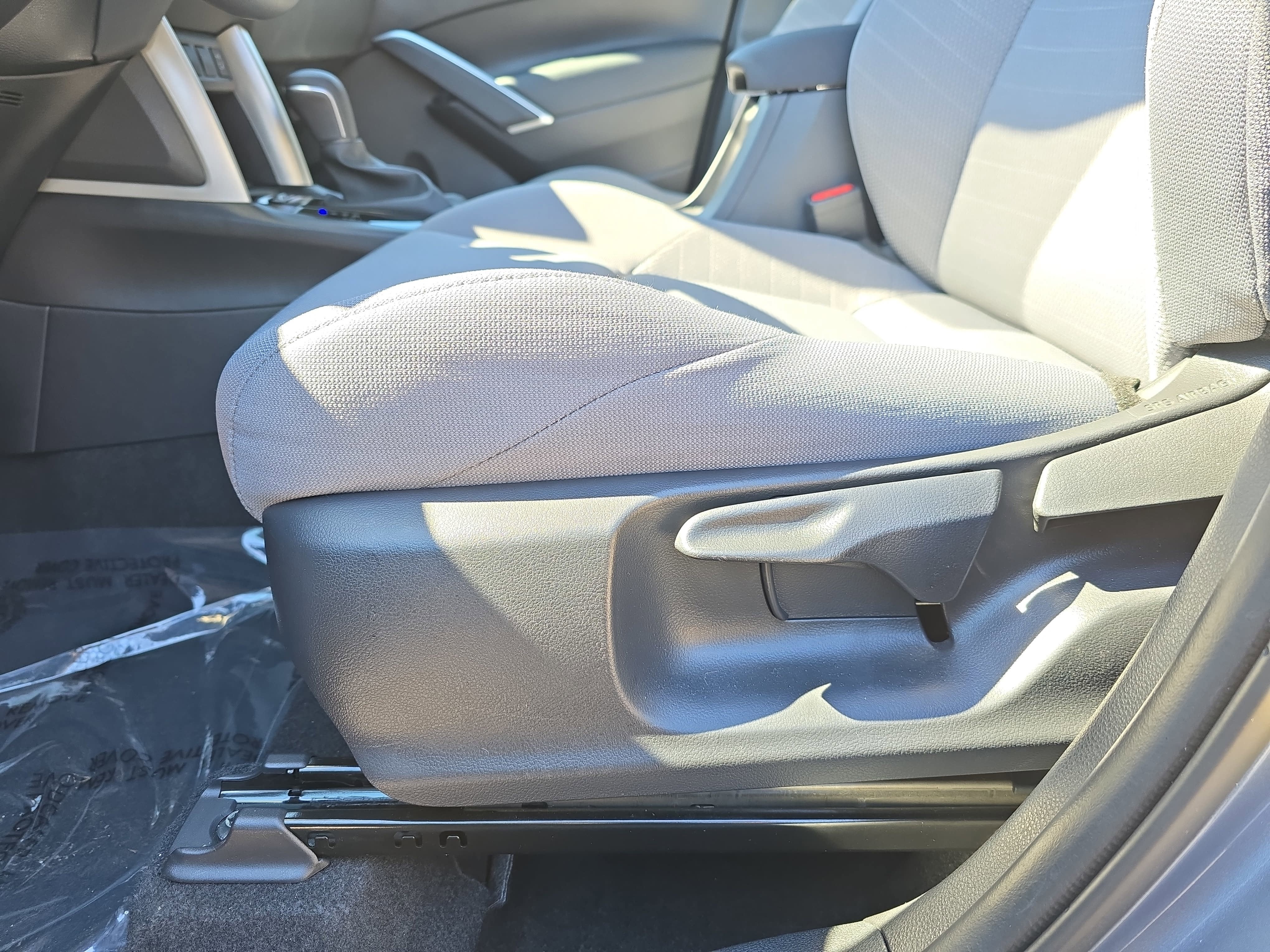 2025 Toyota Corolla Cross Hybrid SE