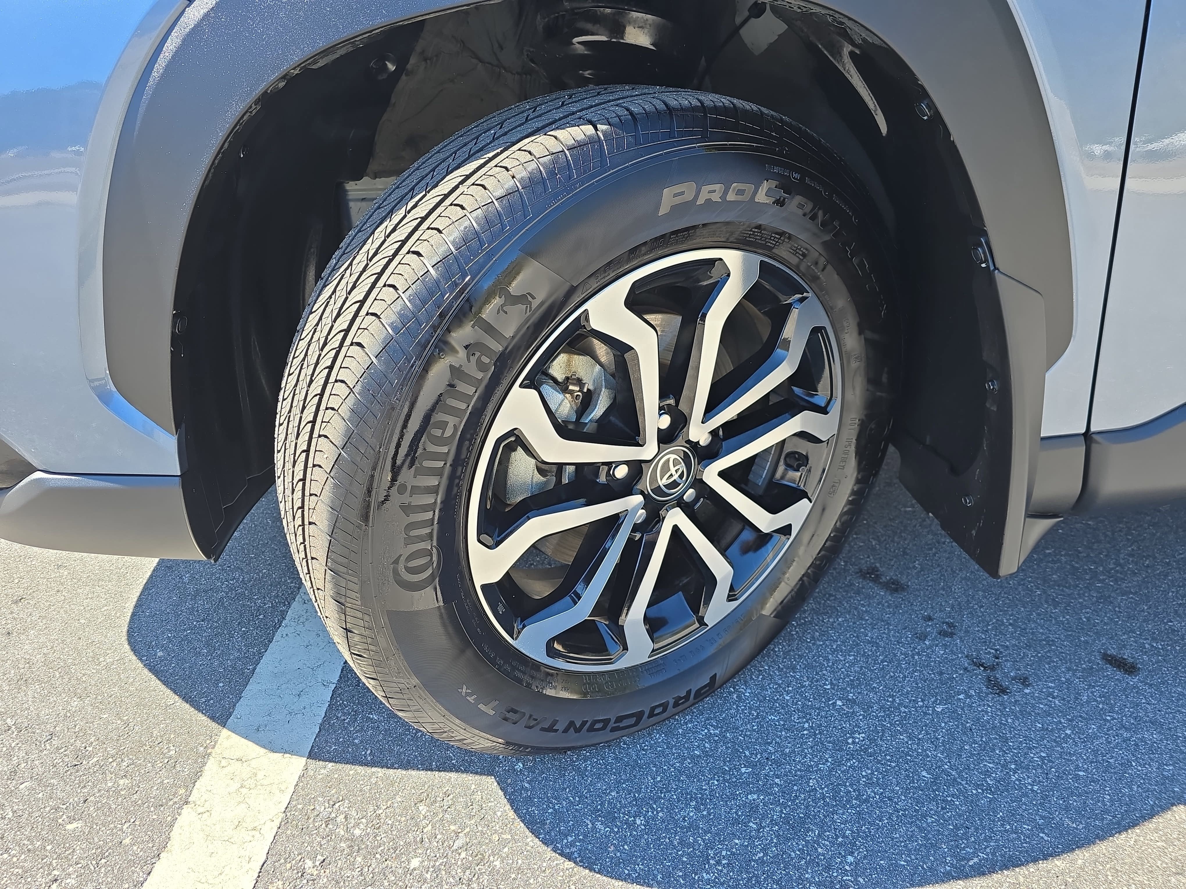 2025 Toyota Corolla Cross Hybrid SE