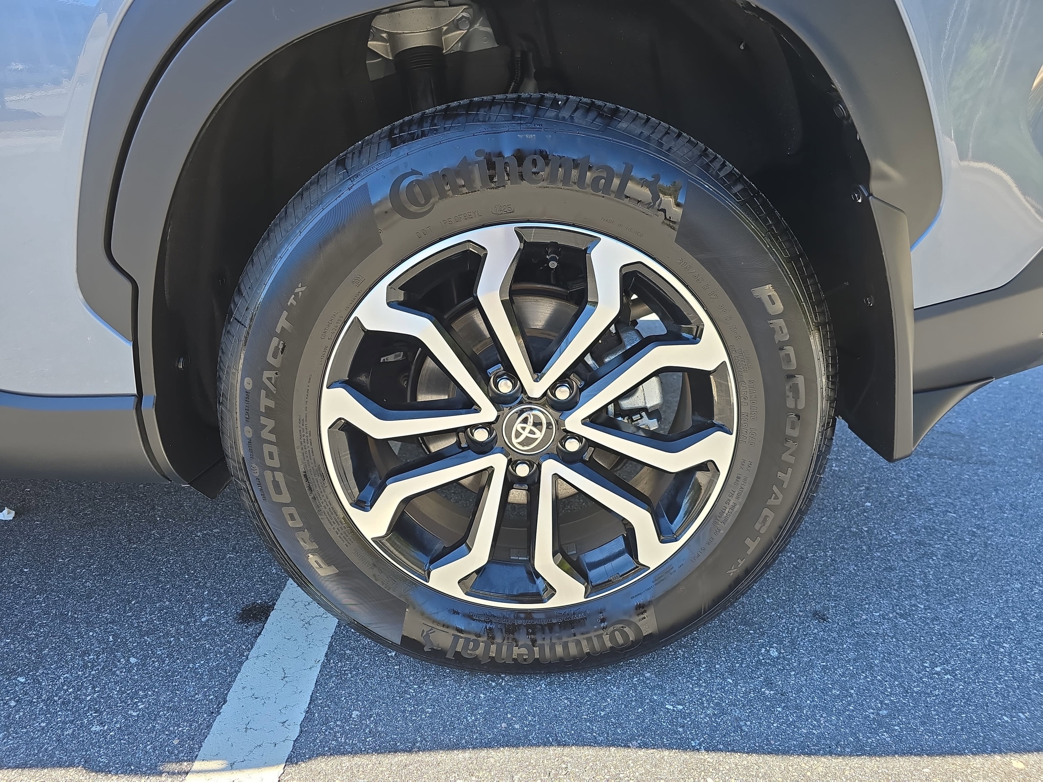 2025 Toyota Corolla Cross Hybrid SE