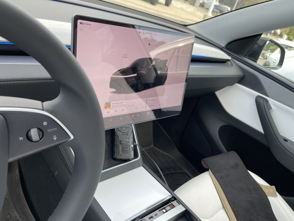 2026 Tesla Model Y Base