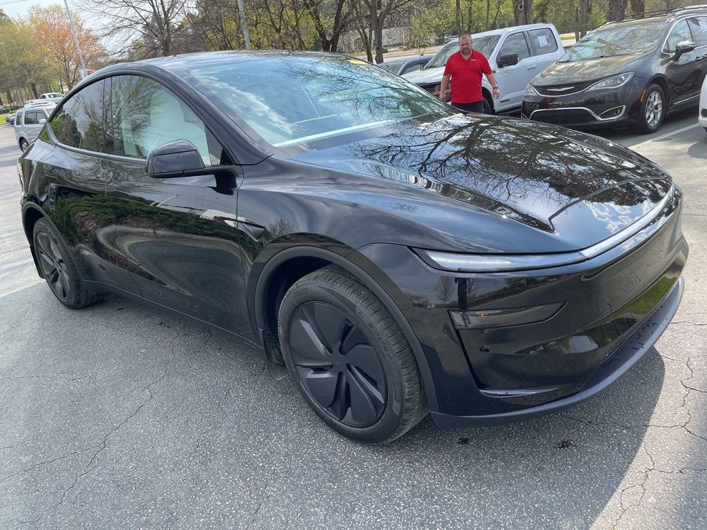 2026 Tesla Model Y Base