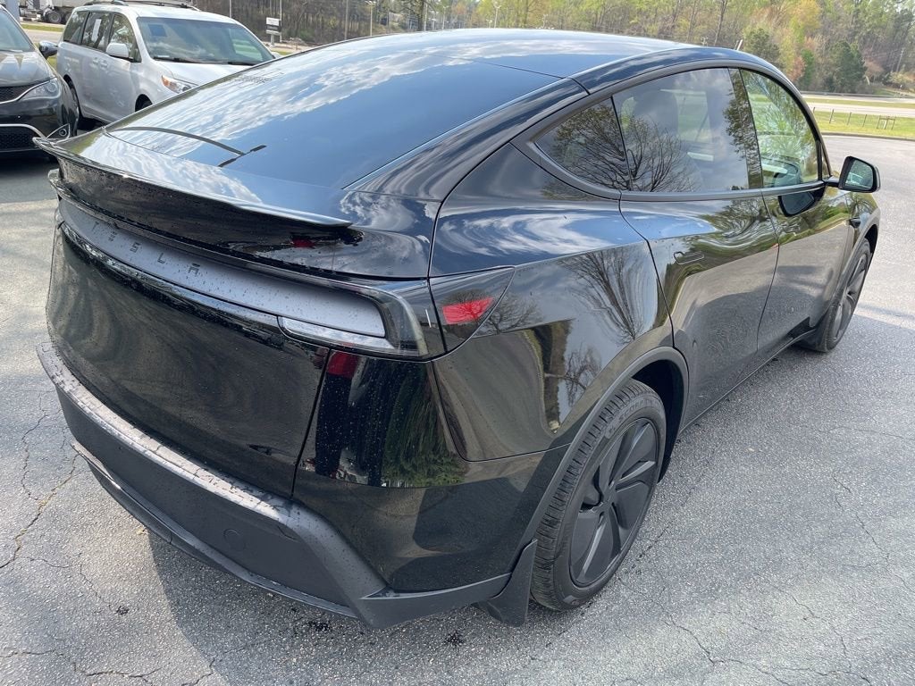 2026 Tesla Model Y Base