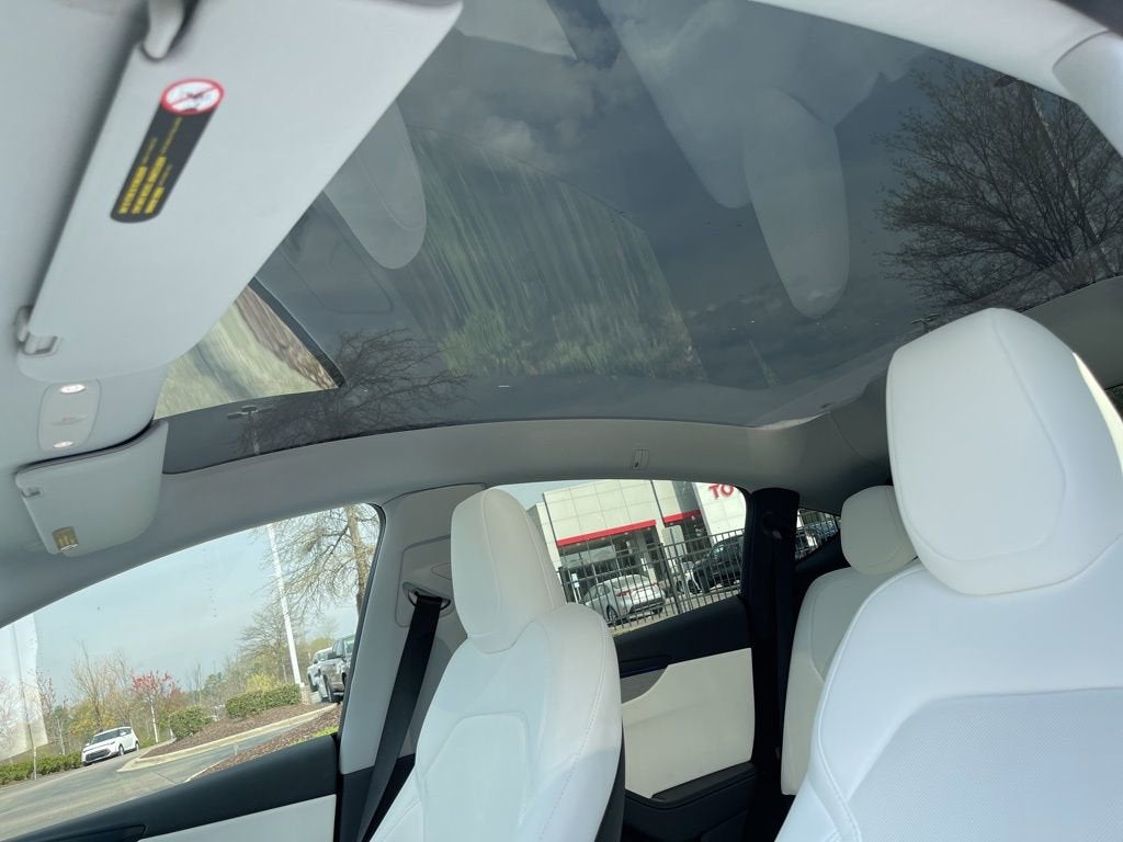 2026 Tesla Model Y Base