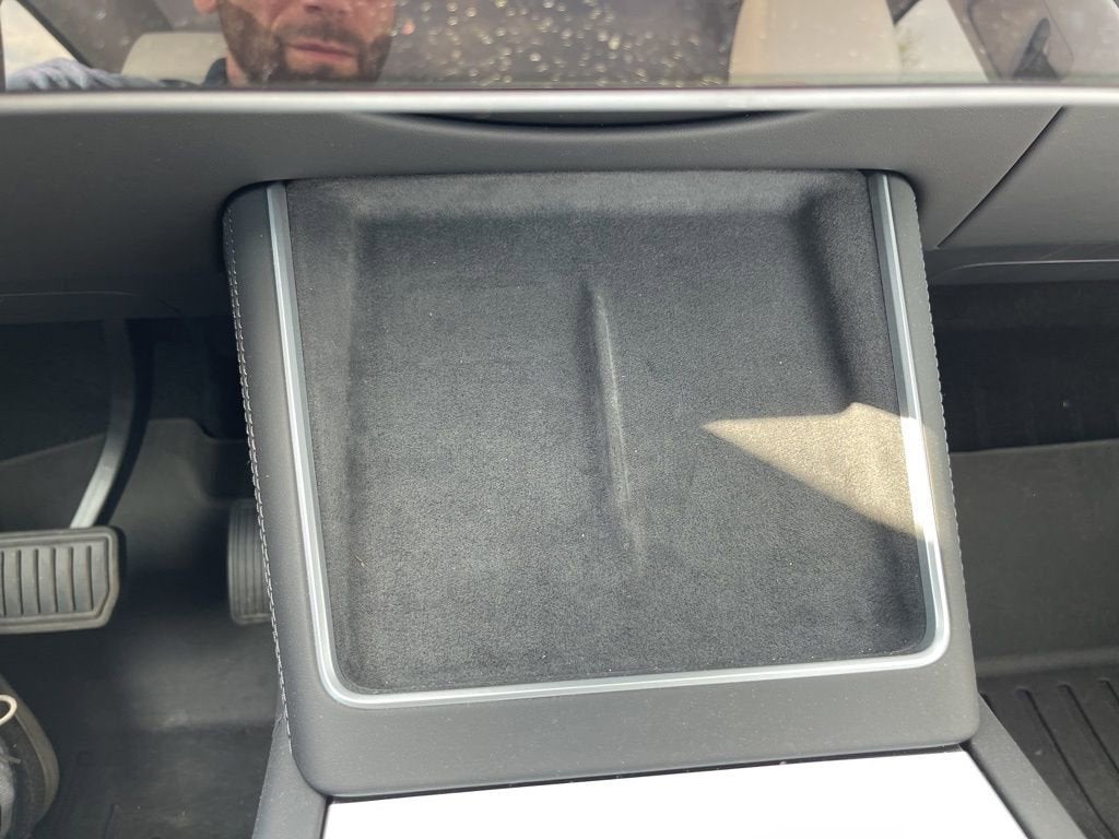 2026 Tesla Model Y Base