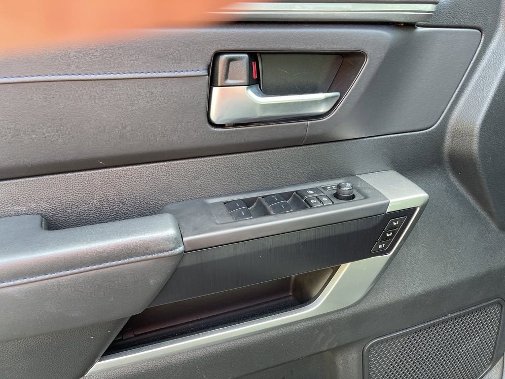 2024 Toyota Sequoia Platinum