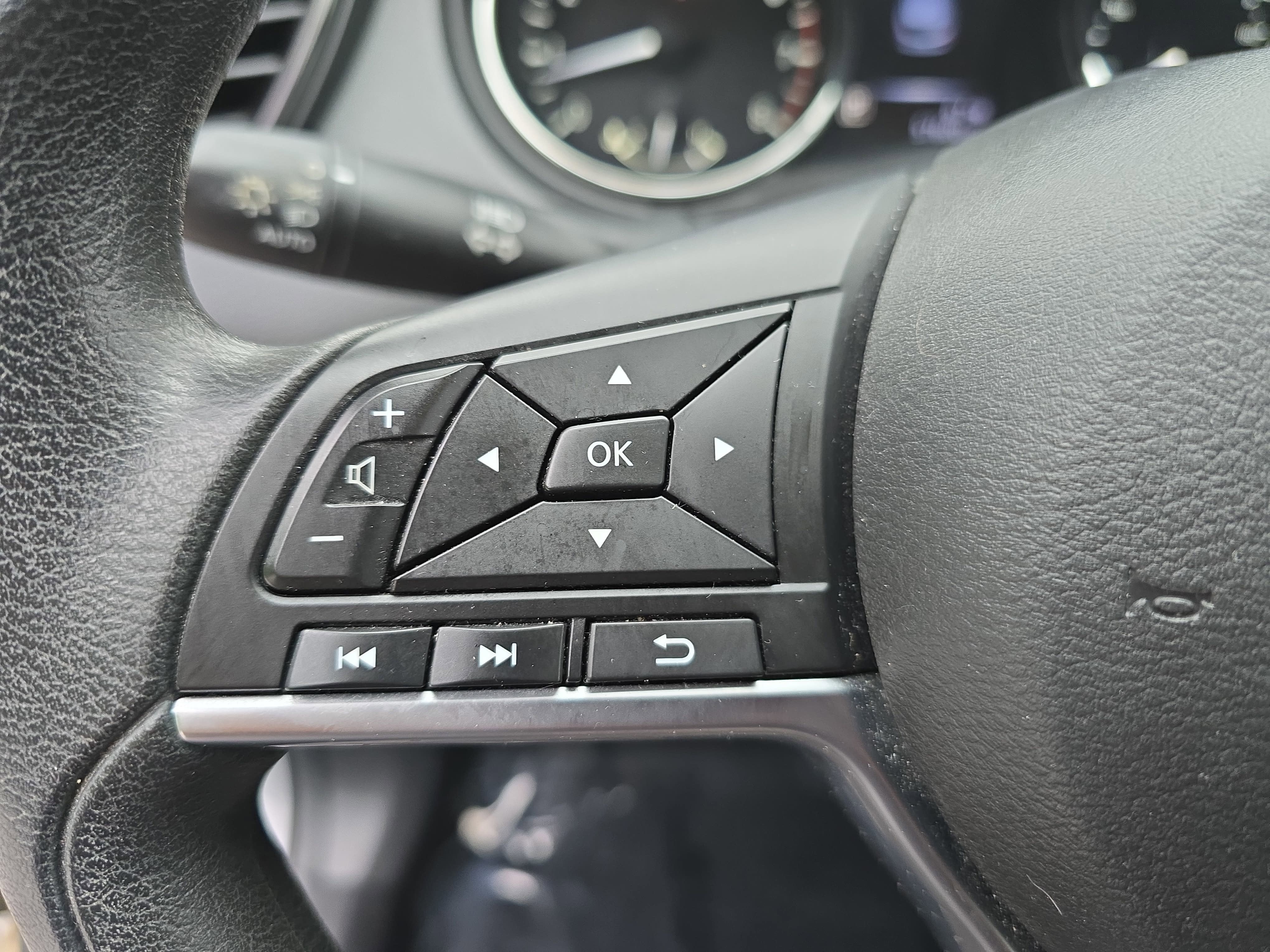 2018 Nissan Rogue Sport SV